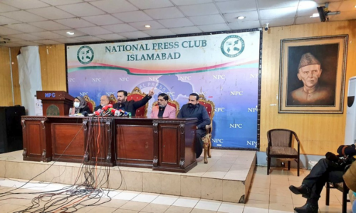 PPP sowing seeds of discord in Sindh, says Mustafa Kamal