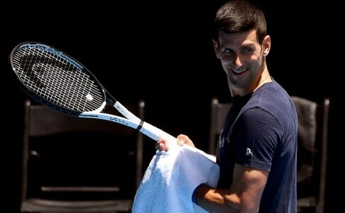 Novak Djokovic admits meeting journalist when he had Covid, submitting false declaration to Australian govt