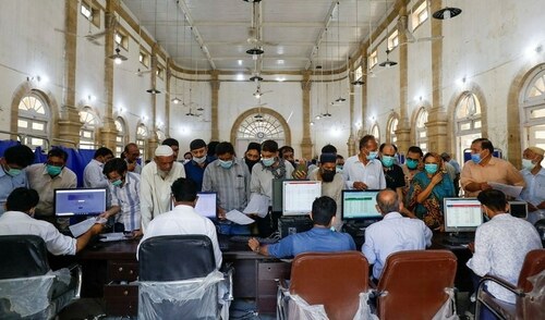 Pakistan's new Covid-19 cases jump by 46pc in one day Pakistan's new Covid-19 cases jump by 46pc in one day