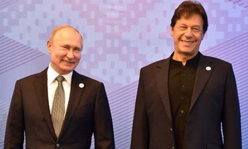 Pakistan keen to work on gas project, PM Imran assures Putin
