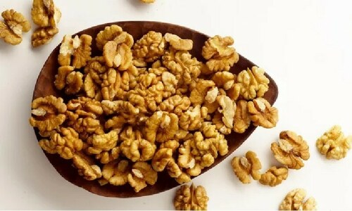 اخروٹ کھانے کے یہ فوائد جانتے ہیں؟