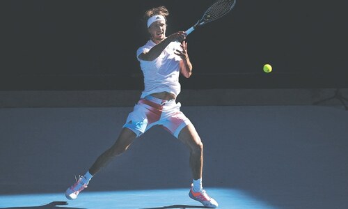 Pumped-up Nadal, Barty into Australian Open quarter-finals