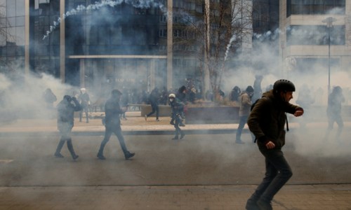 Clashes as tens of thousands protest Covid rules in Belgium Clashes as tens of thousands protest Covid rules in Belgium