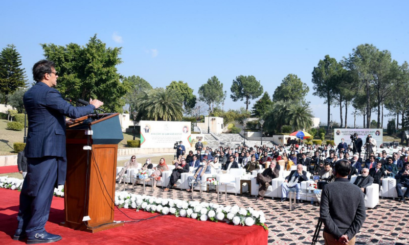 Reforms in civil, criminal law to bring revolution in justice system: PM Imran