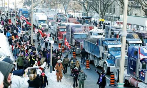 Trucks roll into Ottawa for protest against Canada&rsquo;s vaccine mandates