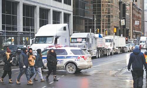 Police hopeful of end to Ottawa truck protest, but demonstrators remain firm