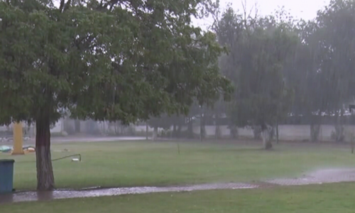 Karachi, Hyderabad see intermittent showers as authorities issue advisories