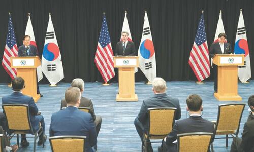 US, Japan, S. Korea discuss threat posed by North