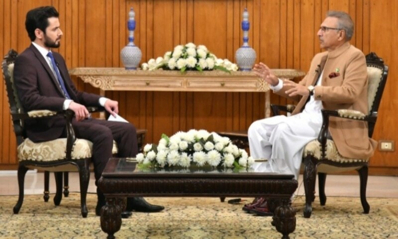 PM Imran will hold consultation on new army chief when time comes: President Alvi