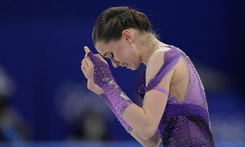 Valieva takes lead in Olympic figure skating amid doping scandal