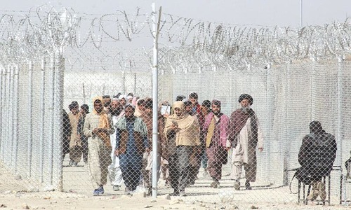 Pak-Afghan trade activities resume as Chaman border reopens