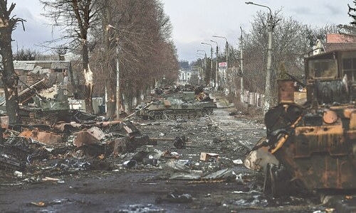 Russians take Ukraine nuclear plant; no radiation after fire