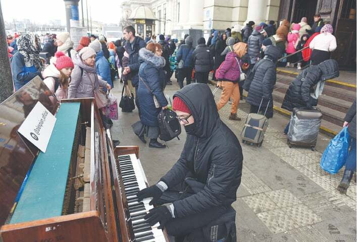 Over 2,500 protesters held across Russia