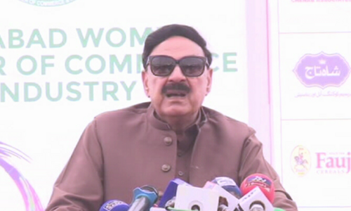 Sheikh Rashid backtracks on 'blackmailing' remark, says it was not directed towards PML-Q