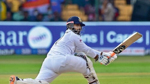 Dominant India corner Sri Lanka in Bangalore Test