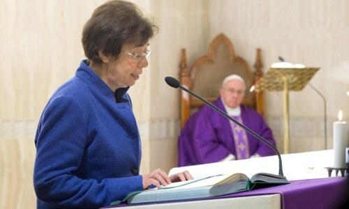 Baptised Catholic women can head Vatican depts: pope