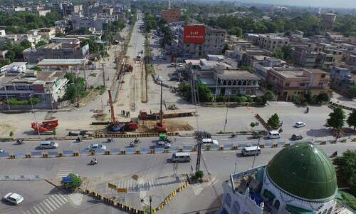 Draft Master Plan of Lahore Division-2050: 3.6m of 12.6m additional population to stay out of city district