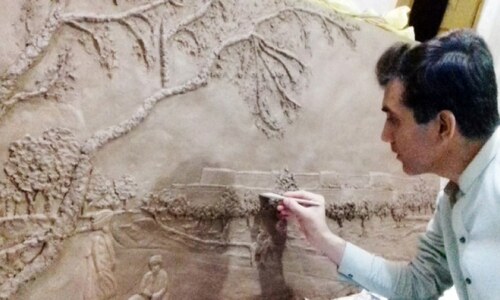 Young artist wants to preserve past glory of Peshawar