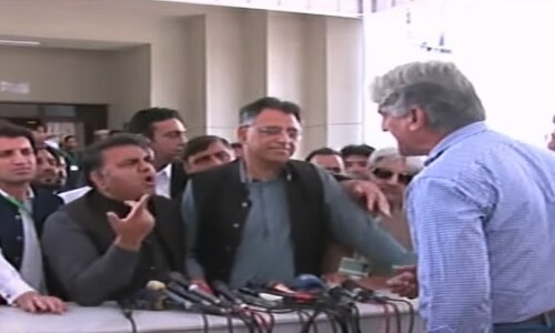 Ex-ministers’ presser outside Supreme Court turns ugly