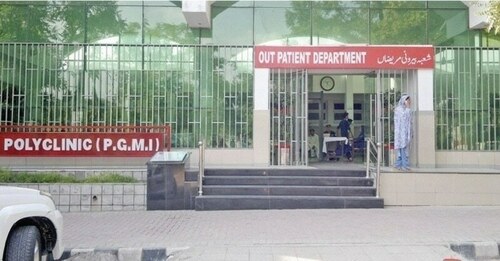 Polyclinic chief told to issue one month&rsquo;s medicines to senior citizens