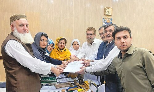 KP opposition submits no-trust motion against CM Mahmood Khan