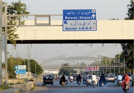 Pindi portion of Peshawar Road to be made signal-free Pindi portion of Peshawar Road to be made signal-free