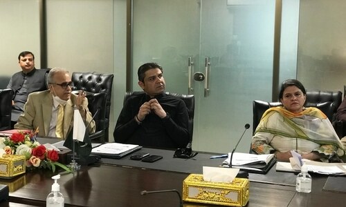 Mazari holds first meeting as IPC minister Mazari holds first meeting as IPC minister