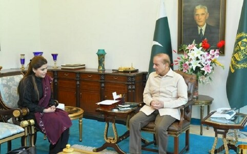 PM Shehbaz directs reinstatement of BISP beneficiaries expelled from programme by PTI govt PM Shehbaz directs reinstatement of BISP beneficiaries expelled from programme by PTI govt