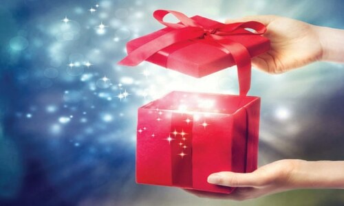 State gifts: a peep into the past