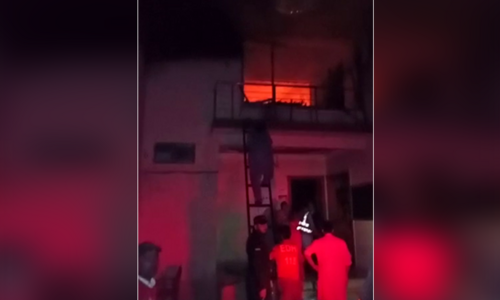 One injured as fire erupts at Customs intelligence office in Quetta