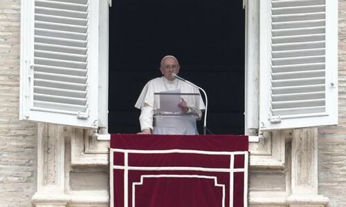 Pope offers to meet Putin, still waiting to hear back