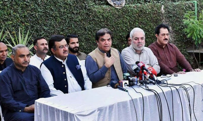 IHC temporarily stops Hanif Abbasi from working as SAPM