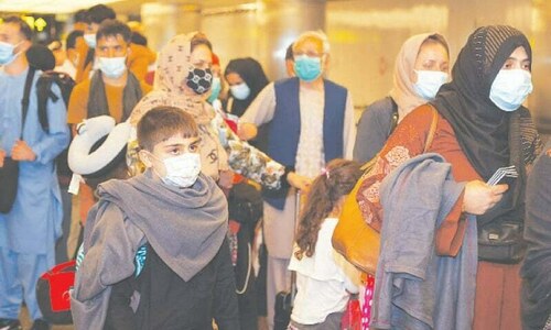 Exiled Afghan journalists in Pakistan need humanitarian assistance: study