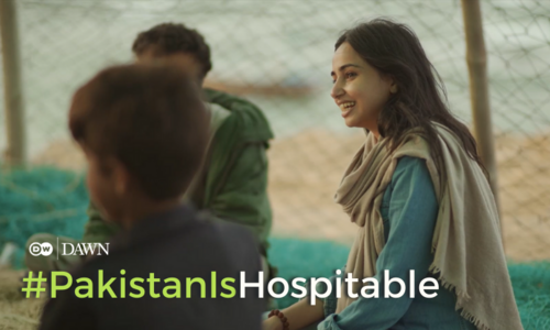 Watch #PakistanIsHospitable by Girl with Green Passport to meet this unique fishermen family at Bhit Khori