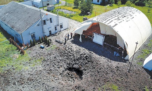 Ukraine &lsquo;pushes back&rsquo; Russian troops in battlefield city