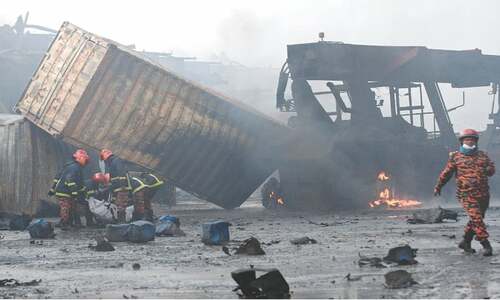 Port depot fire kills 49, injures 300 in Bangladesh