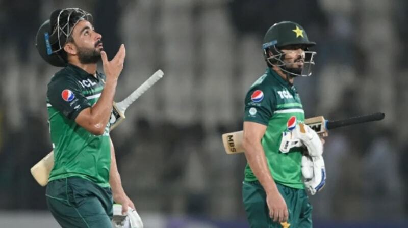 Khushdil powers Pakistan past West Indies in thriller Khushdil powers Pakistan past West Indies in thriller