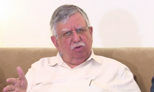 'Unrealistic assumptions': Tarin expresses doubt on govt's ability to achieve 5pc growth rate