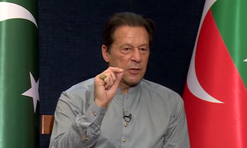 Govt taking country to verge of collapse: Imran