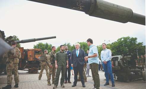 Johnson meets Zelensky on surprise trip to Kyiv