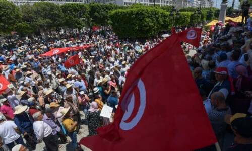 Tunisian protesters decry constitutional reform plans, judicial purge