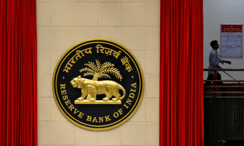 India central bank prepared to spend $100bn more defending rupee: source