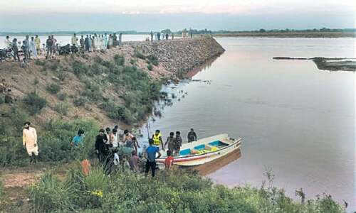 25 farmers marooned in Ravi rescued