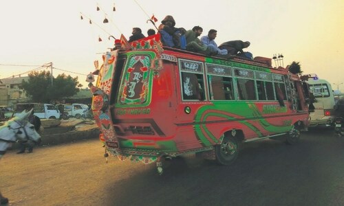 Oil price hike fuels anger, bitterness in Karachi's public vehicles