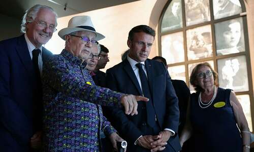 Macron marks 80th anniversary of  Jews&rsquo; round-up