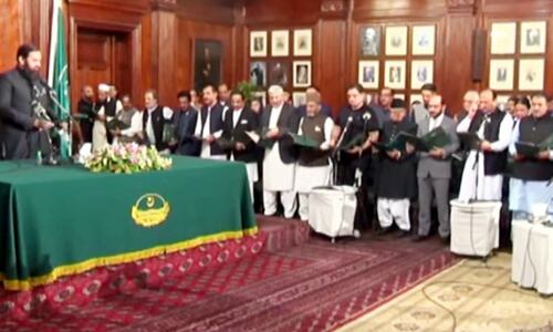 37-member Punjab cabinet sworn in