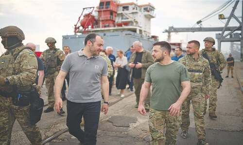 Kyiv forces accused of killing 40 in rebel-controlled jail