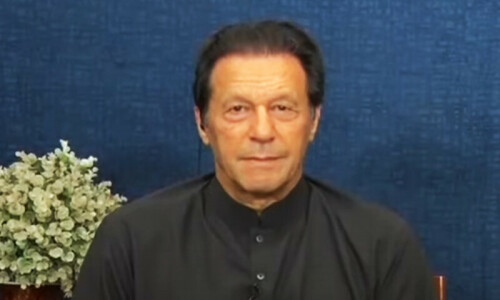 Can the country be 'held back' just to appoint army chief, asks Imran Can the country be 'held back' just to appoint army chief, asks Imran