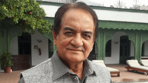 PTV legend Aurangzeb Leghari looks to government for theatre&rsquo;s revival