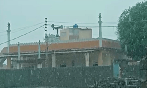 Relentless rains leave hundreds stranded in Balochistan Relentless rains leave hundreds stranded in Balochistan